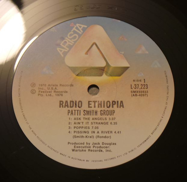 Patti Smith Group - Radio Ethiopia | Arista (L 37223) - 3