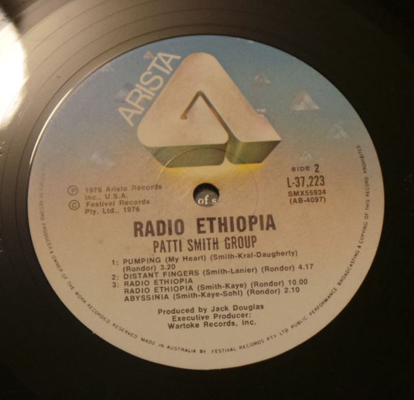 Patti Smith Group - Radio Ethiopia | Arista (L 37223) - 4
