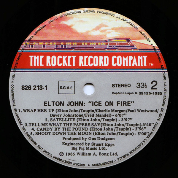 Elton John - Ice On Fire | The Rocket Record Company (826 213-1) - 4