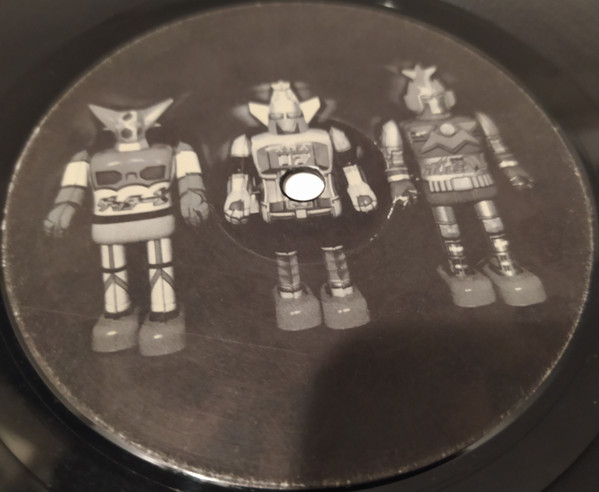 Republic - Lola | Re-load Records (REL 982106) - 4