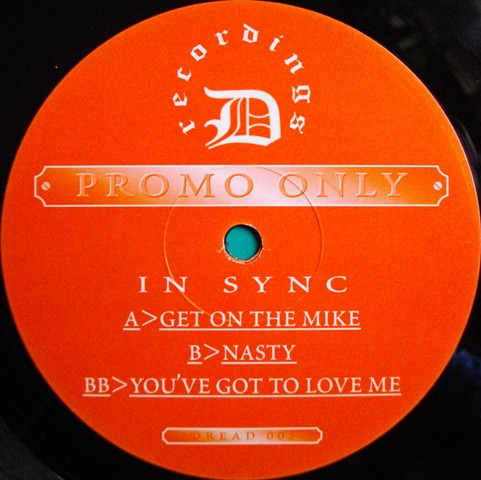In-Sync - Get On The Mike | Dread Recordings (DREAD005) - 2