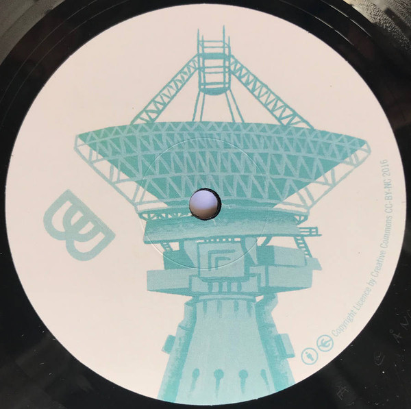 Guili Guili Goulag - Saint​-​Arnoult 3018 | Et Mon Cul C'est Du Tofu? (TOFU 120) - 4