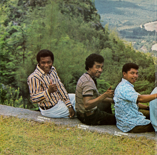 John Wirtz & The New Les Boys - Souvenir Of Seychelles (The Best Segas Of John Wirtz & The New Les Boys) | Rays (RM-LP-1) - 2