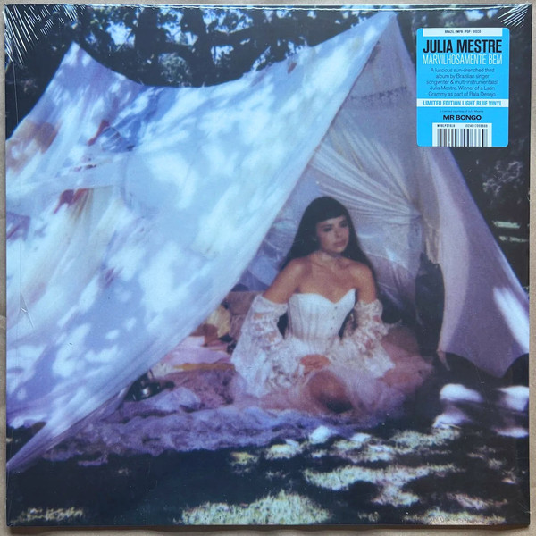 Julia Mestre - Maravilhosamente Bem | Mr Bongo (MRBLP316LB) Julia Mestre - Maravilhosamente Bem | Mr Bongo (MRBLP316LB)