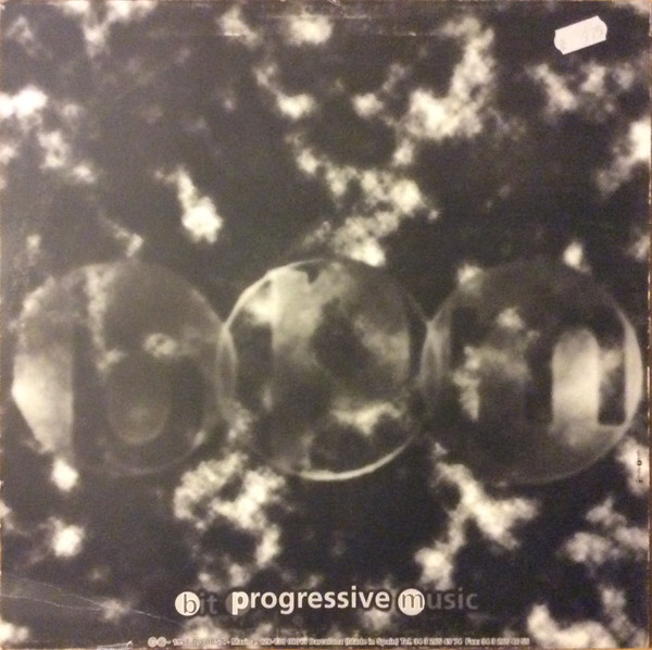 Wallace Courts Murrow