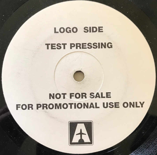 Mass Syndicate Featuring Su Su Bobien - Never (Remixes) | Airplane! Records (ARP 21072) - 2