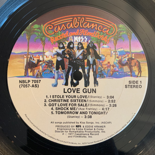 Kiss - Love Gun | Casablanca (NBLP 7057-7.98) - 3 Kiss - Love Gun | Casablanca (NBLP 7057-7.98) - 3