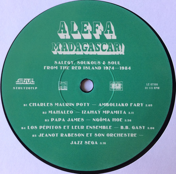 Various - Alefa Madagascar ! Salegy, Soukous & Soul From The Red Island 1974-1984 | Strut (STRUT207LP) - 4