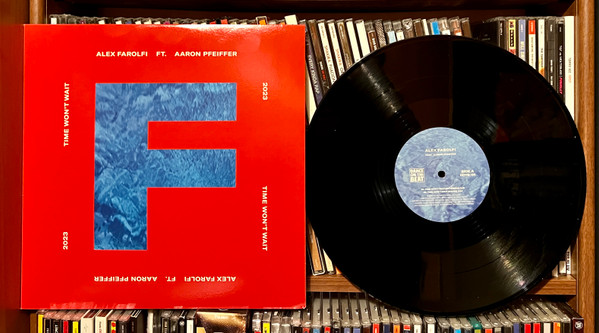 Alex Farolfi Featuring Aaron Pfeiffer - Time Won't Wait | Dance On The Beat (DOTB-08) - 2