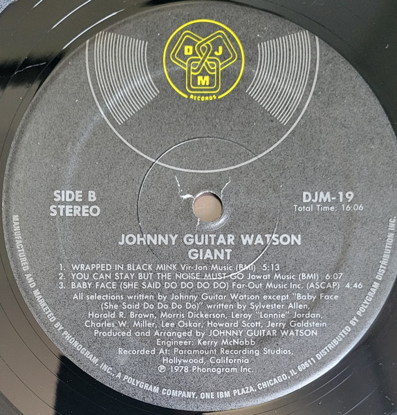 Johnny Guitar Watson - Giant | DJM Records (DJM-19) - 4