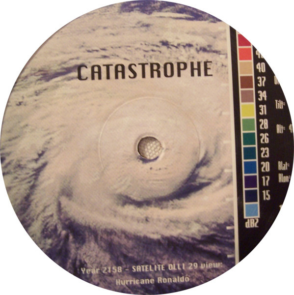 DJ Shoko - Catastrophe | Tunnel Records (TR3029) - 4 DJ Shoko - Catastrophe | Tunnel Records (TR3029) - 4