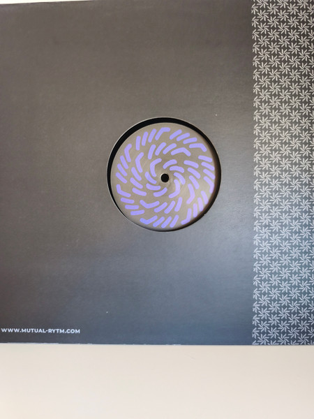 Lewis Fautzi - Beneath The Surface | Mutual Rytm (MR-044RP) - 3