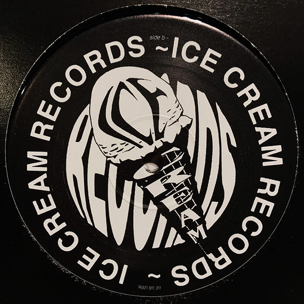 True Steppers Feat. Brian Harvey & Donell Jones - True Step Tonight | BMG Records (UK) Ltd. (74321 811311) - 4