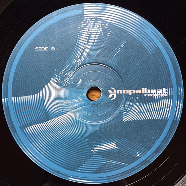 Tovar - Cumbia Queens | Nopal Beat Records (NOPAL 003) - 2