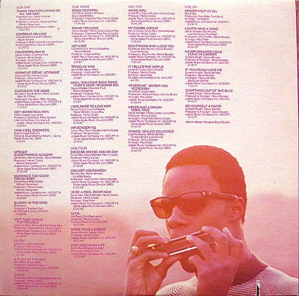 Stevie Wonder - Looking Back | Motown (M 804LP3) - 3