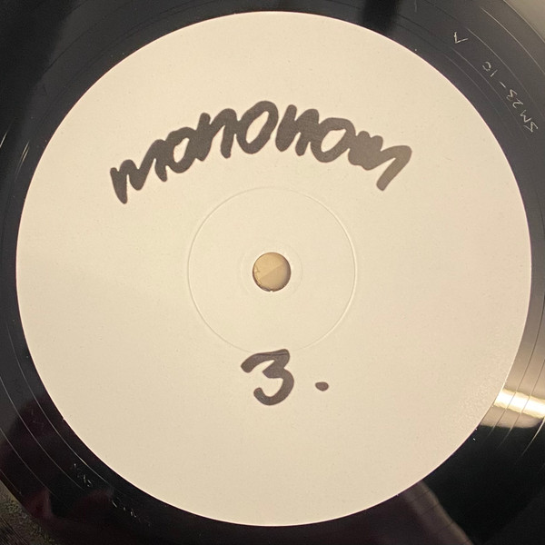 Robbert Mononom - Mononom III | Sound Metaphors 23 (SM23-10)