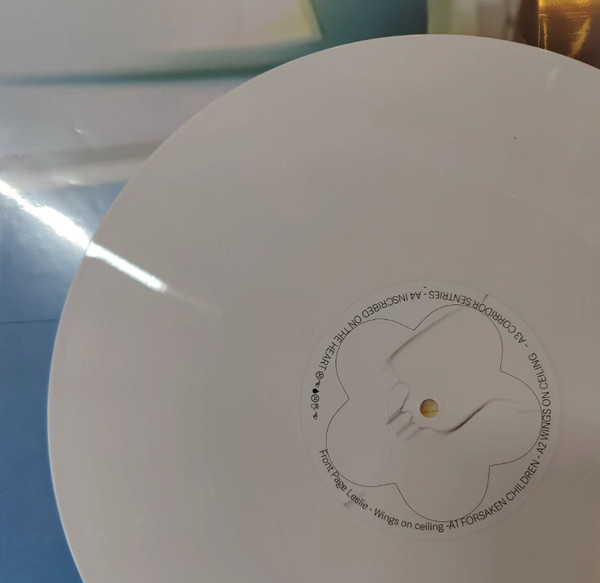 Front Page Leslie - Wings On The Ceiling | moli del tro records (MDT013) - 2