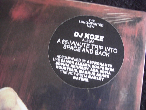 DJ Koze - Music Can Hear Us | Pampa Records (PampaLP016) - 4 DJ Koze - Music Can Hear Us | Pampa Records (PampaLP016) - 4