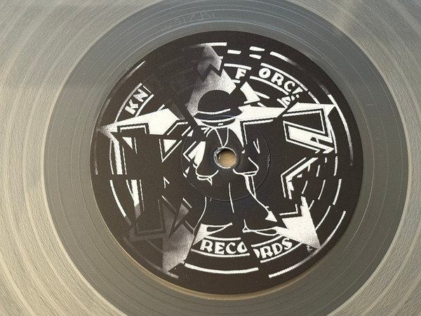 Luna-C - Fractured Splintered | Kniteforce Records (KF215) - 4