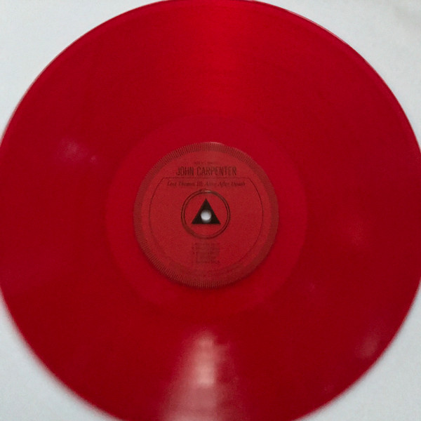 John Carpenter - Lost Themes III: Alive After Death | Sacred Bones Records (SBR-265) - 2 John Carpenter - Lost Themes III: Alive After Death | Sacred Bones Records (SBR-265) - 2