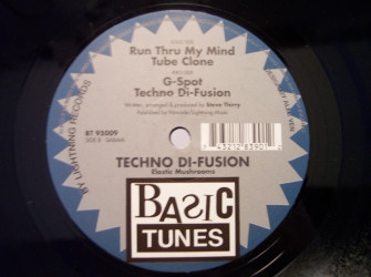 Techno Di-Fusion - Elastic Mushrooms | Basic Tunes (BT 95009)