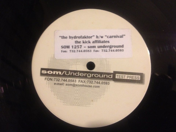 Data Peddler / The Kick Affiliates - The Hydrofaktor / Carnival Cruise | SOM Underground (som 1257) - main Data Peddler / The Kick Affiliates - The Hydrofaktor / Carnival Cruise | SOM Underground (som 1257) - main