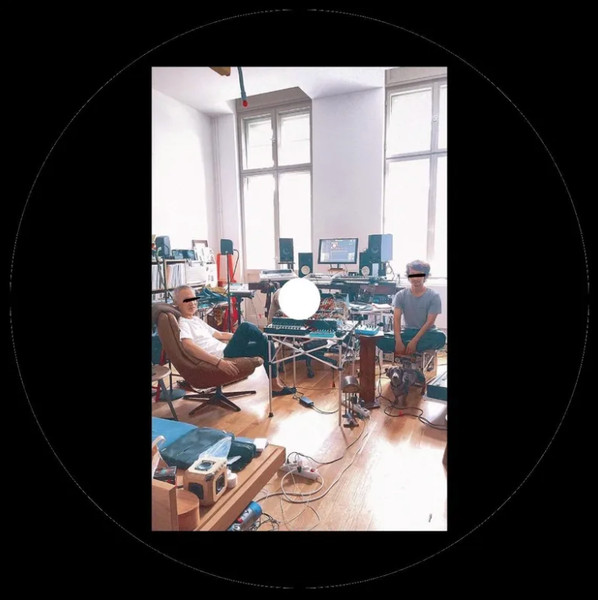 Satoshi Tomiie , Tomoki Tamura - Indian Summer | Abstract Architecture (AA0TOMTOM002)
