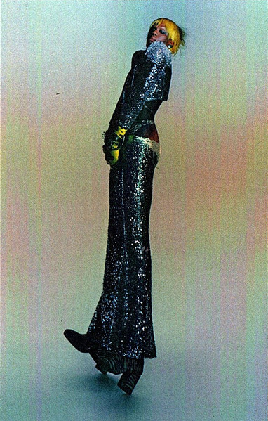 Yves Tumor - Praise A Lord Who Chews But Which Does Not Consume; (Or Simply, Hot Between Worlds) | Warp Records (WARPMC354)