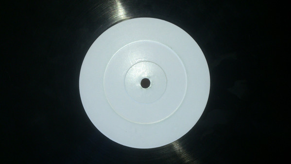 Davoli & Mazza Vs. The Beatles - Lonely People | Not On Label (Davoli & Mazza) (LP001) Davoli & Mazza Vs. The Beatles - Lonely People | Not On Label (Davoli & Mazza) (LP001)