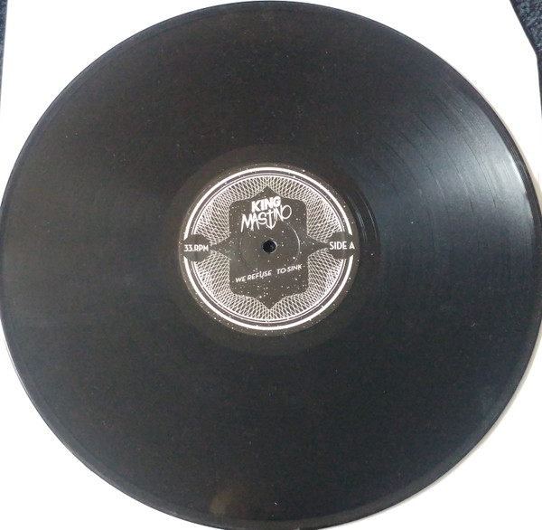 King Mastino - We Refuse To Sink | Sailors Overdrive Records (SOR-012) - 3