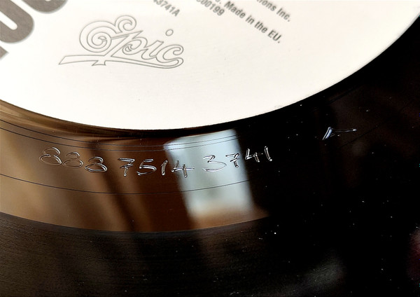 Michael Jackson - Bad | Epic (88875143741) - 4