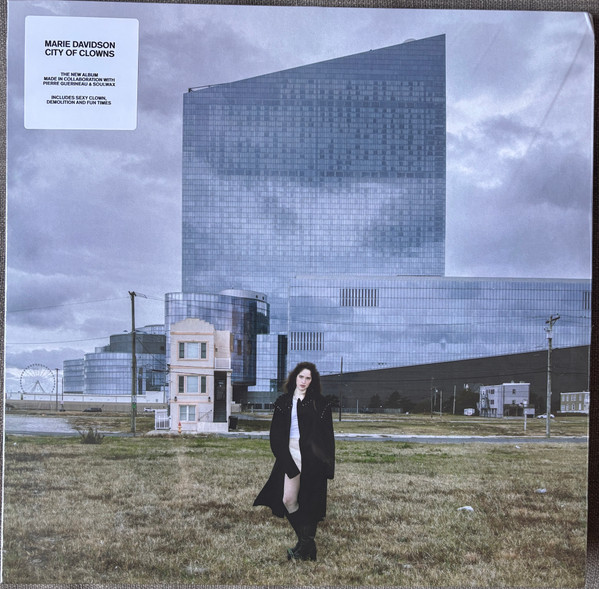 Marie Davidson - City Of Clowns | Deewee (DEEWEE080) - main