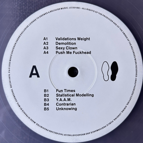 Marie Davidson - City Of Clowns | Deewee (DEEWEE080) - 3