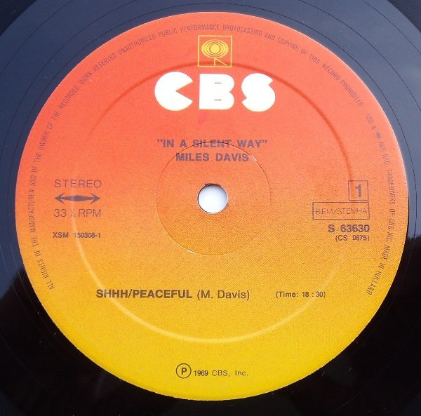 Miles Davis - In A Silent Way | CBS (S 63630) - 3