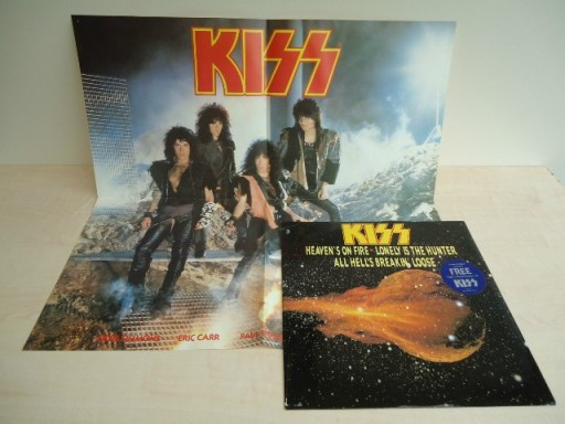 Kiss - Heaven's On Fire / Lonely Is The Hunter / All Hell's Breaking Loose | Vertigo (VERX 12) - 3