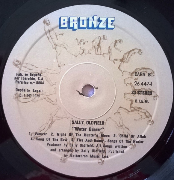 Sally Oldfield - Water Bearer | Bronze (26.447-I) - 4