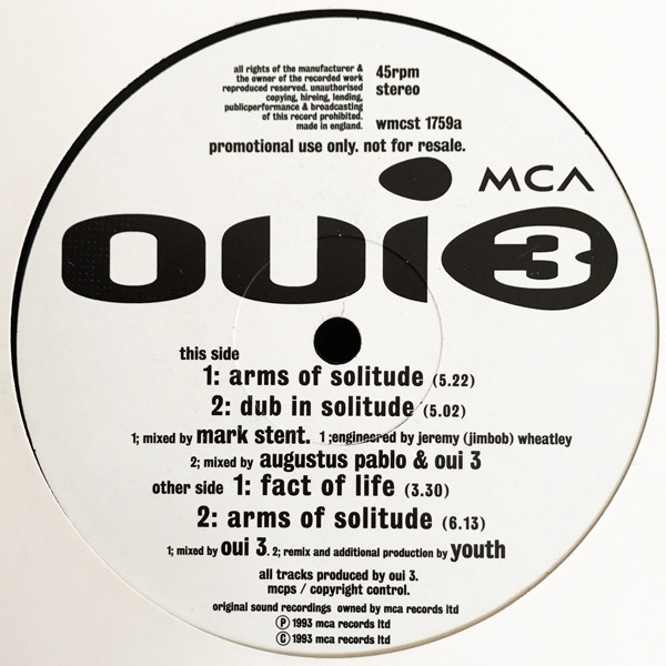 Oui 3 - Arms Of Solitude | MCA Records (WMCST 1759)