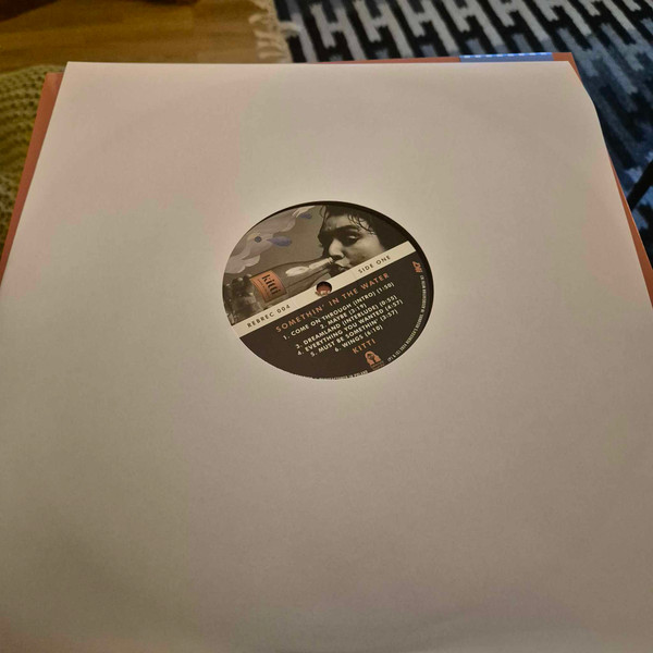 Kitti - Somethin' In The Water | Rebecca's Records (REBREC 004) - 3