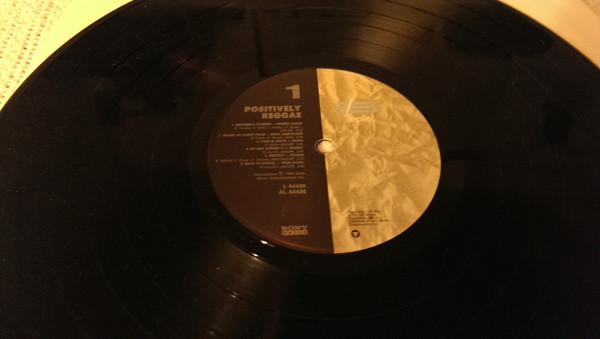 Various - Positively Reggae - An All Family Musical Celebration | Epic (L 64430) - 3 Various - Positively Reggae - An All Family Musical Celebration | Epic (L 64430) - 3