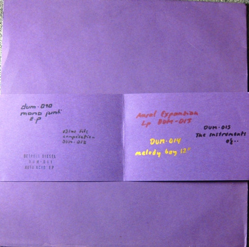 Melody Boy 2000 - Monotone Fantastique | Dum Records (DUM 014) - 4 Melody Boy 2000 - Monotone Fantastique | Dum Records (DUM 014) - 4