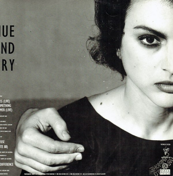 Hue & Cry - Kiss (Live) | Circa (VINX 209) Hue & Cry - Kiss (Live) | Circa (VINX 209)