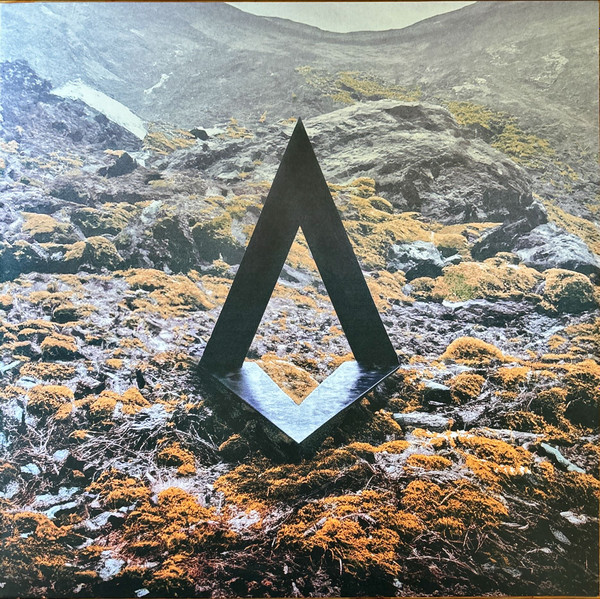 Kiasmos - II | Erased Tapes Records (ERATP168LP) Kiasmos - II | Erased Tapes Records (ERATP168LP)