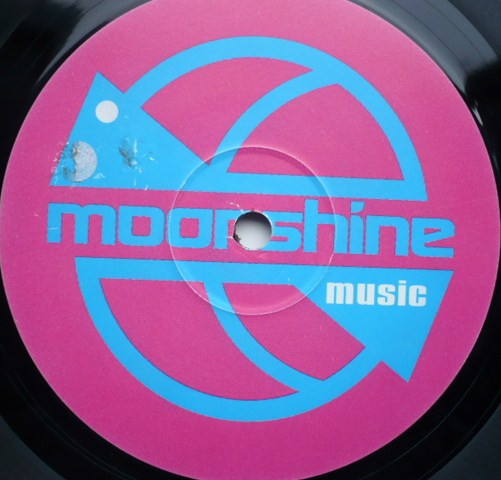 Elli Mac - So In Love | Moonshine Music (mm 88422-1) Elli Mac - So In Love | Moonshine Music (mm 88422-1)