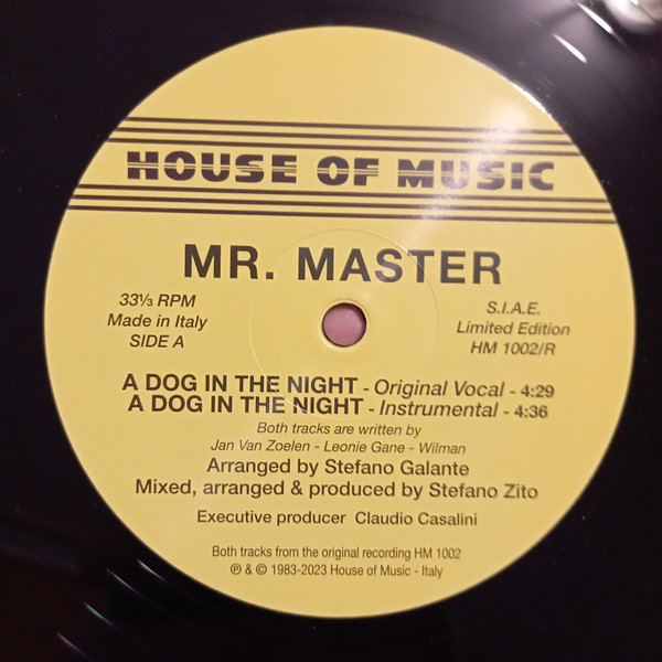 Mr. Master - A Dog In The Night | House Of Music (HM 1002/R)