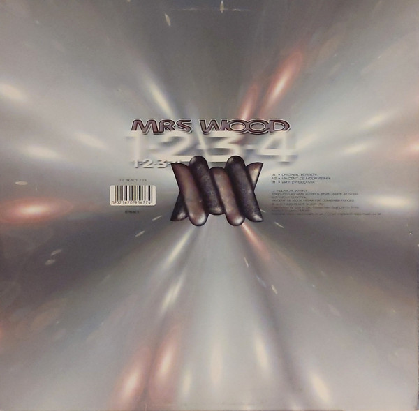 Mrs. Wood - 1-2-3-4 | React (12 REACT 121) - 2