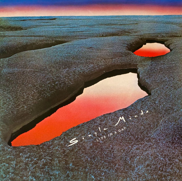 Simple Minds - Life In A Day | Virgin (204 940-250)