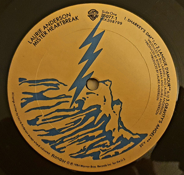 Laurie Anderson - Mister Heartbreak | Warner Bros. Records (25077-1) - 3