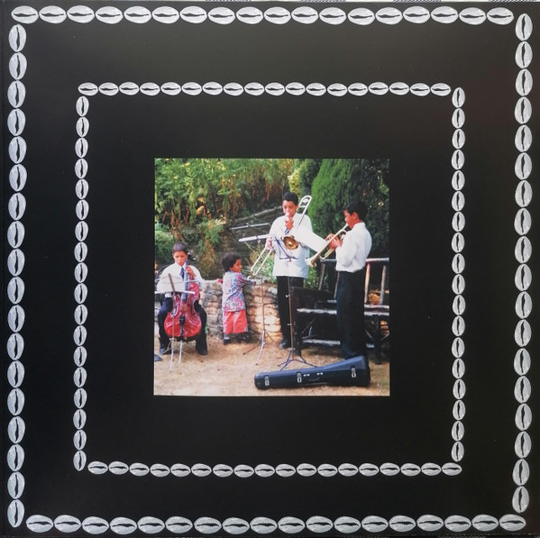 Yussef Dayes - Black Classical Music | Brownswood Recordings (BWOOD0310LP) - 4 Yussef Dayes - Black Classical Music | Brownswood Recordings (BWOOD0310LP) - 4