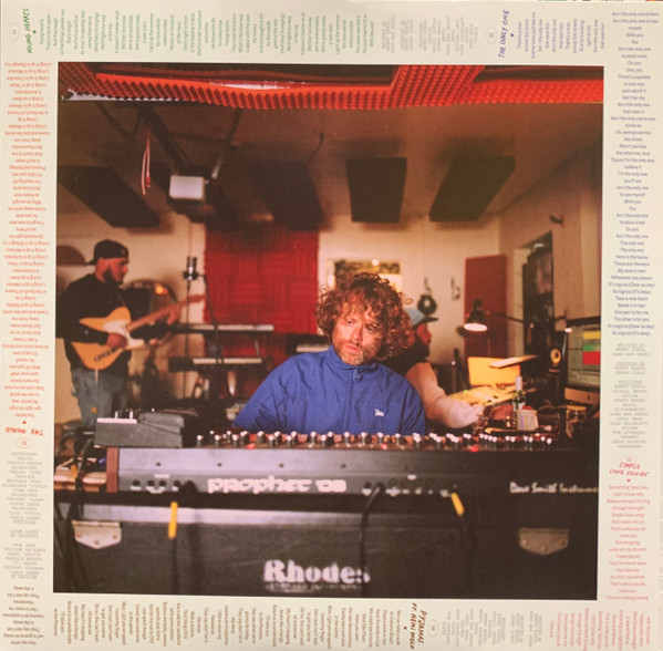 Benny Sings - Young Hearts | Stones Throw Records (STH2479) - 3