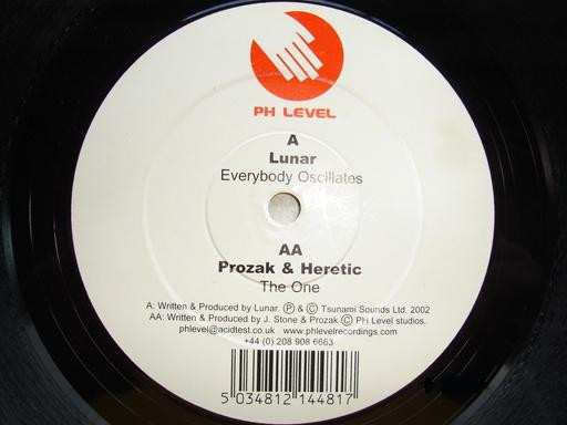 Lunar / Prozak & Heretic - Everybody Oscillates / The One | PH Level (PHL 001) - main